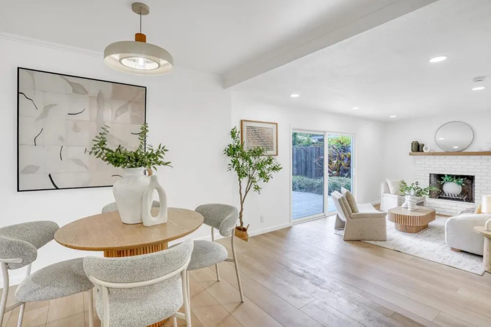 5804 Chesbro Avenue San Jose, CA 95123