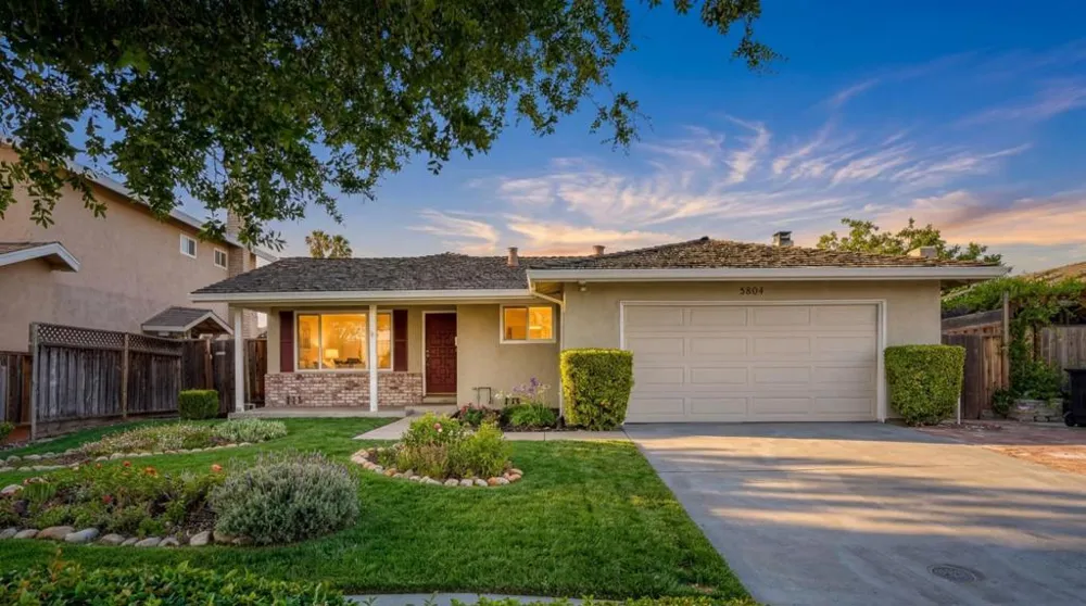 5804 Chesbro Avenue San Jose, CA 95123
