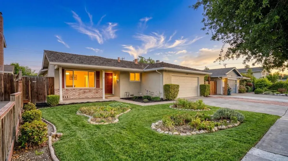 5804 Chesbro Avenue San Jose, CA 95123