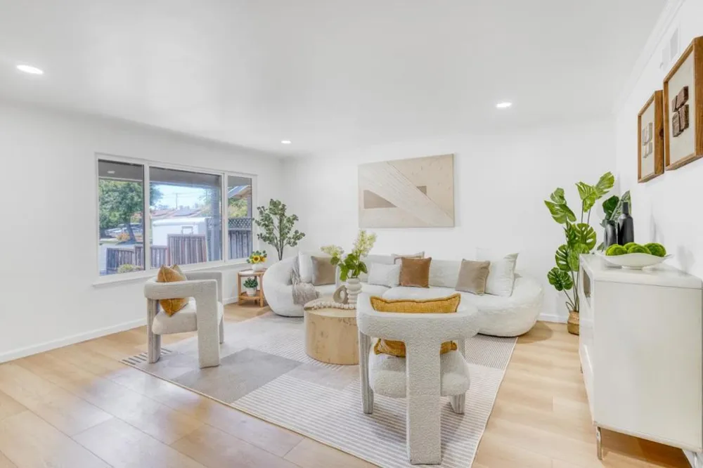 5804 Chesbro Avenue San Jose, CA 95123