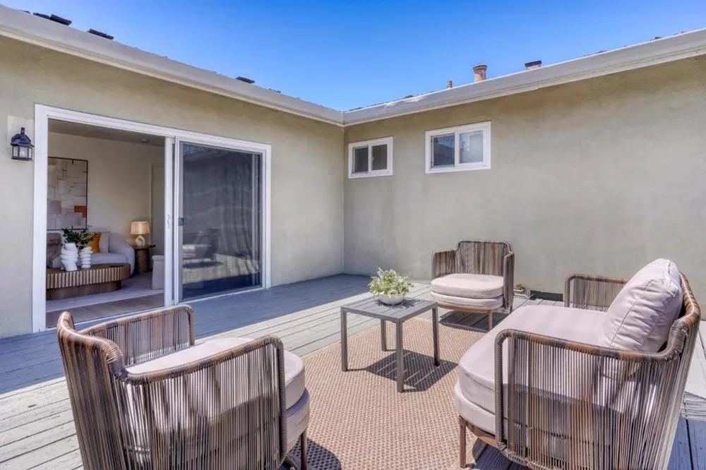 5804 Chesbro Avenue San Jose, CA 95123