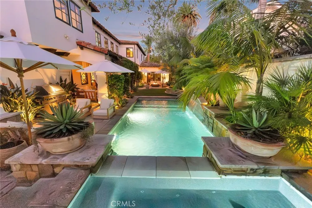 293 Saint Joseph Avenue Long Beach, CA 90803