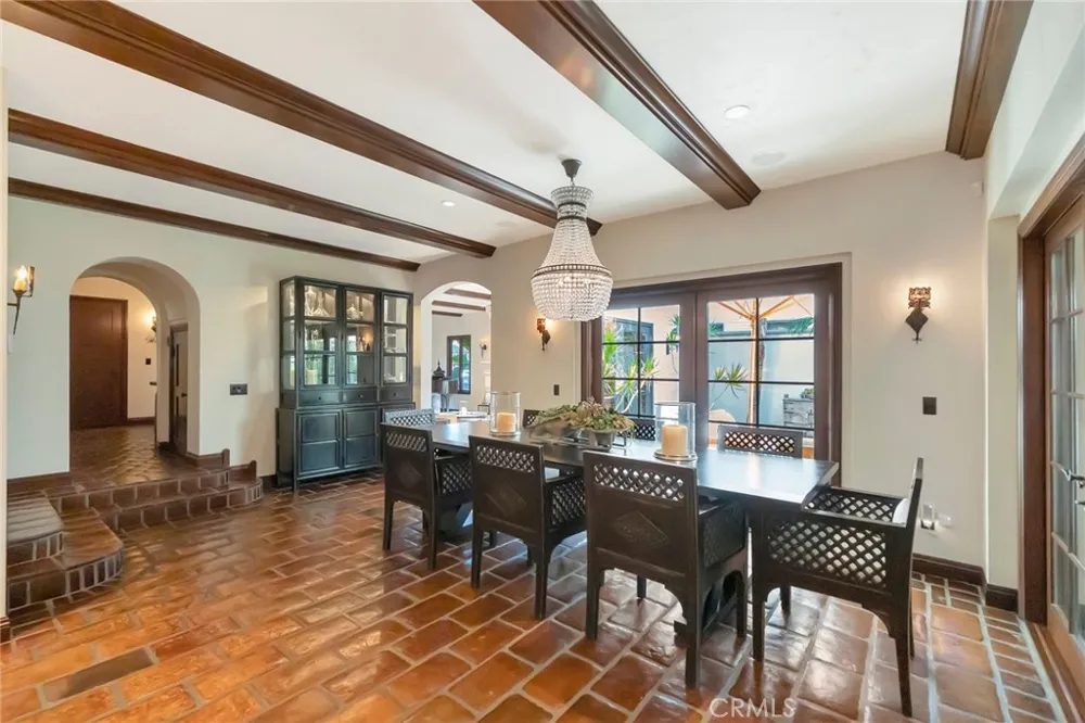 293 Saint Joseph Avenue Long Beach, CA 90803