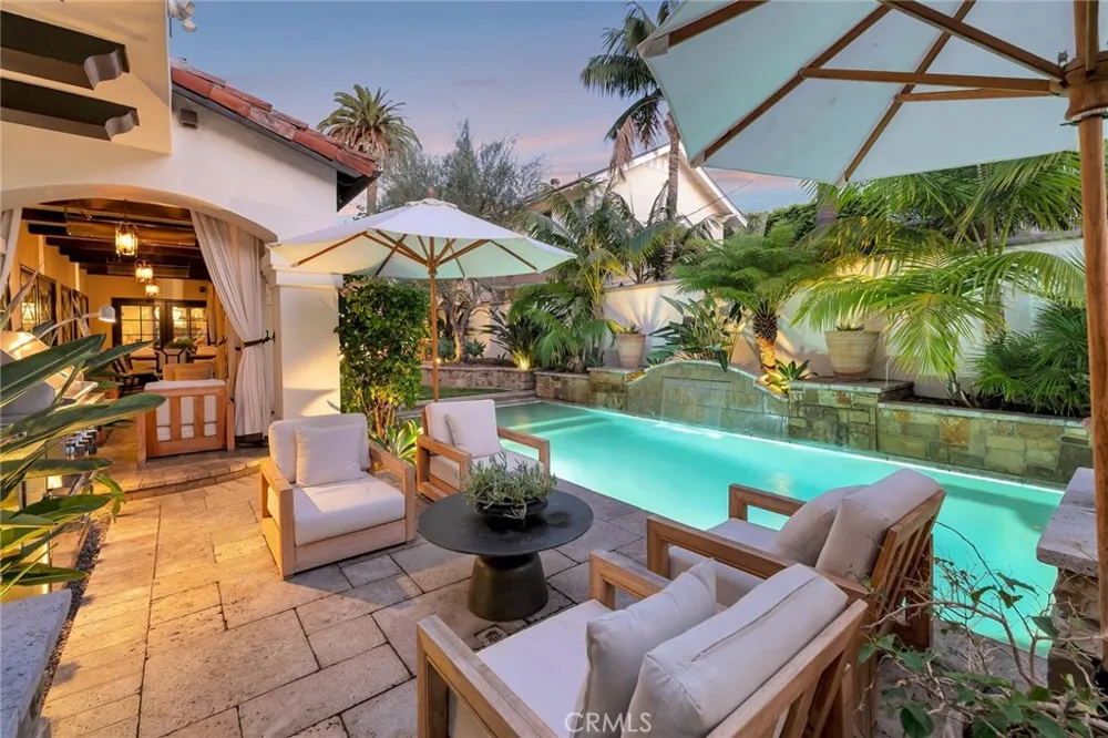 293 Saint Joseph Avenue Long Beach, CA 90803