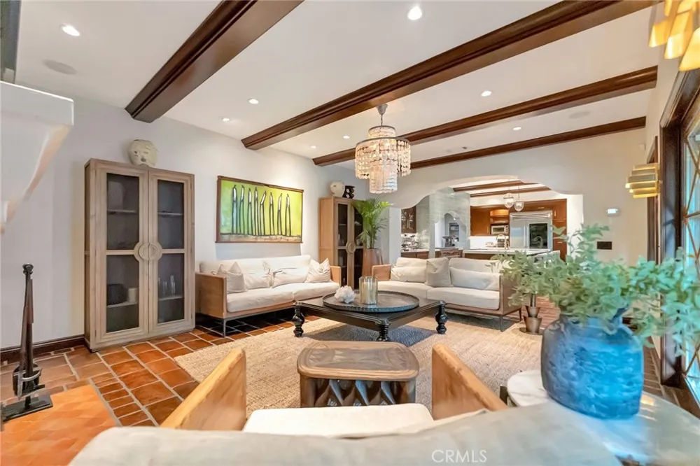 293 Saint Joseph Avenue Long Beach, CA 90803