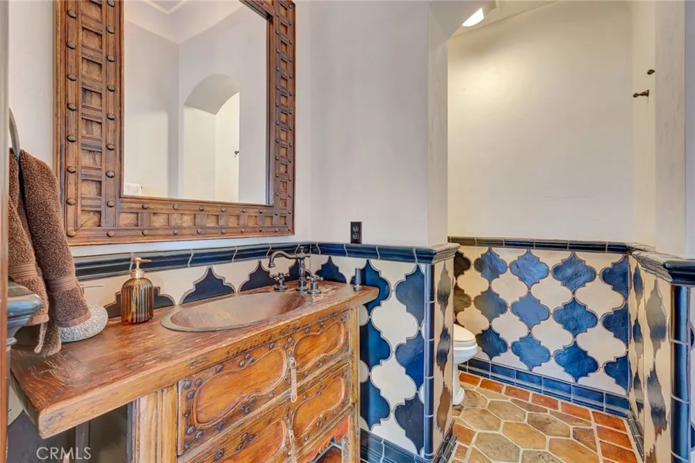 293 Saint Joseph Avenue Long Beach, CA 90803