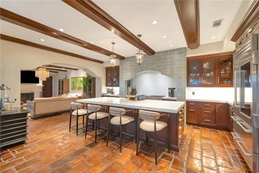 293 Saint Joseph Avenue Long Beach, CA 90803