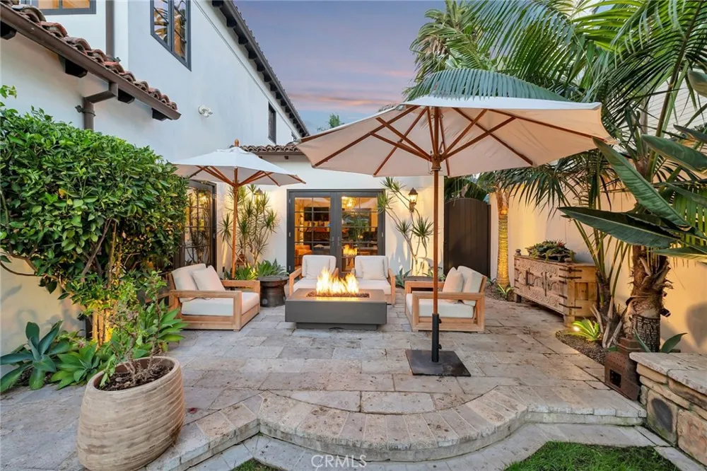 293 Saint Joseph Avenue Long Beach, CA 90803