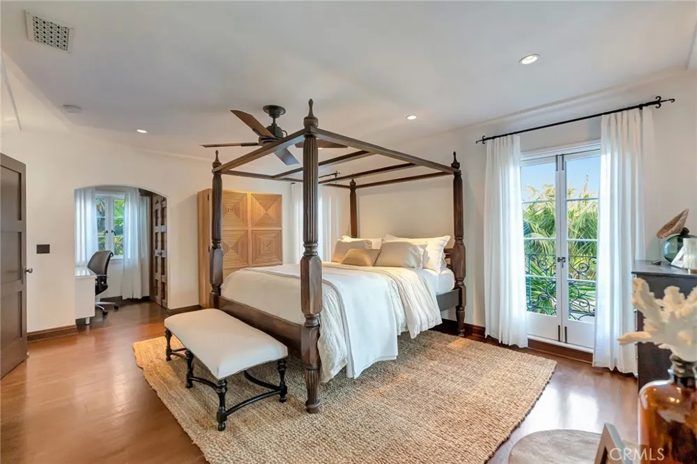 293 Saint Joseph Avenue Long Beach, CA 90803