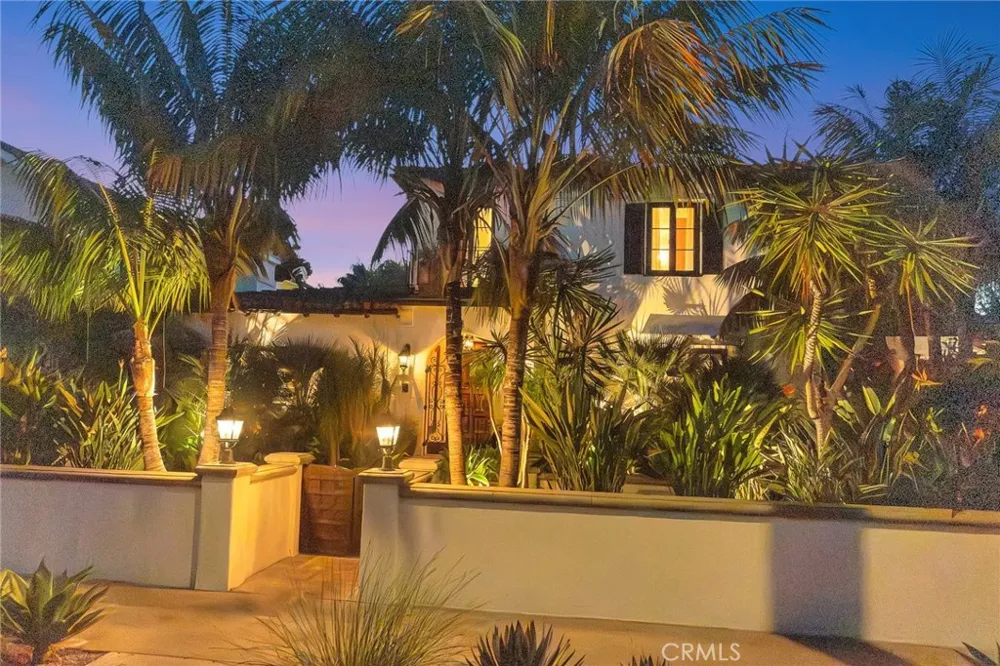 293 Saint Joseph Avenue Long Beach, CA 90803