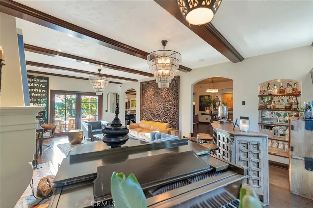 293 Saint Joseph Avenue Long Beach, CA 90803