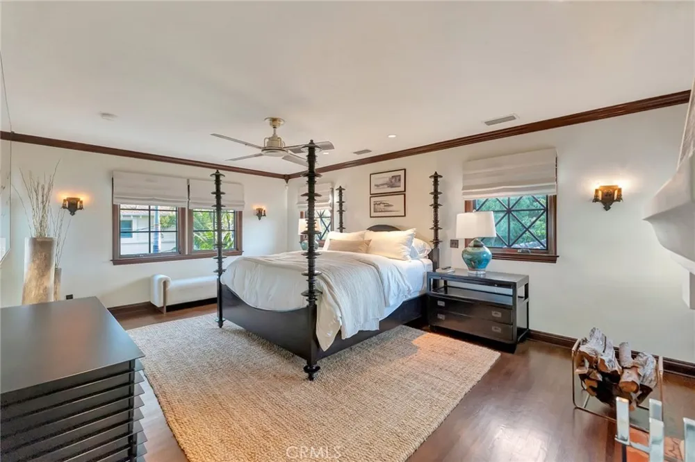 293 Saint Joseph Avenue Long Beach, CA 90803