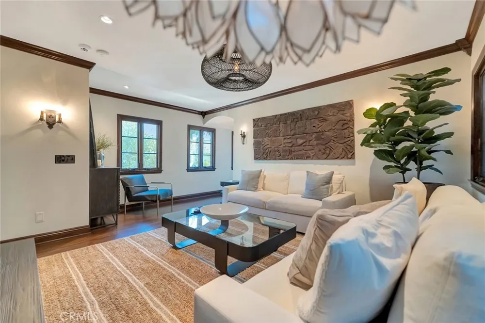 293 Saint Joseph Avenue Long Beach, CA 90803