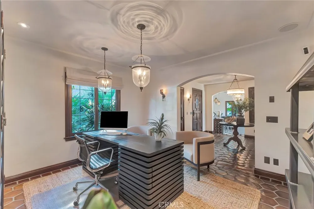 293 Saint Joseph Avenue Long Beach, CA 90803