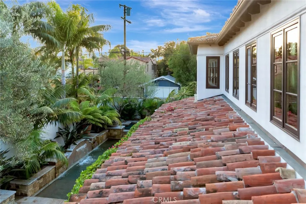 293 Saint Joseph Avenue Long Beach, CA 90803