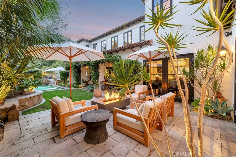 293 Saint Joseph Avenue Long Beach, CA 90803