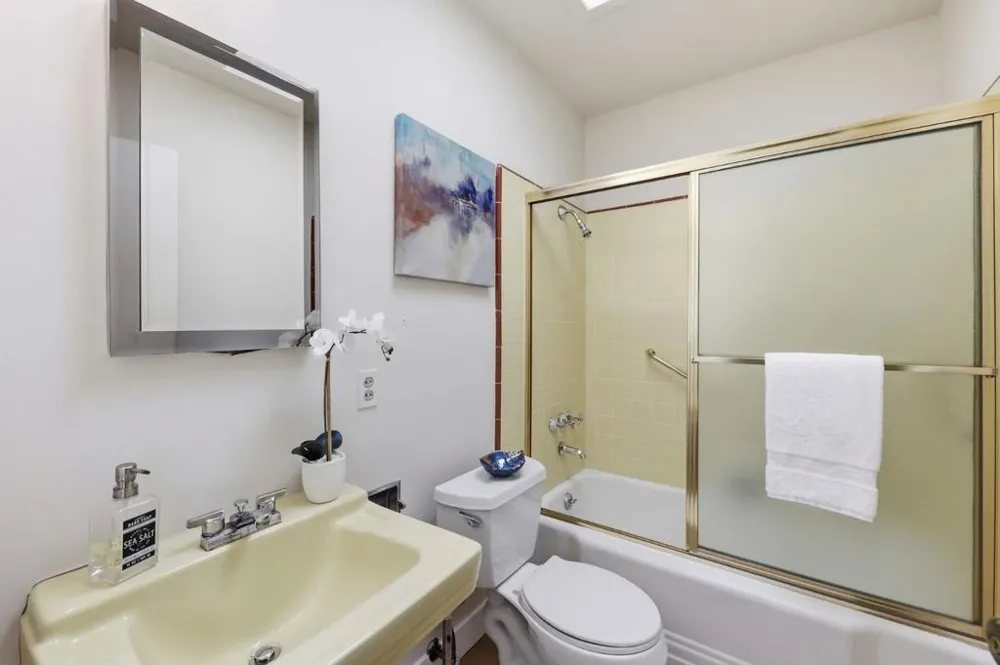 2 Irving Avenue Atherton, CA 94027