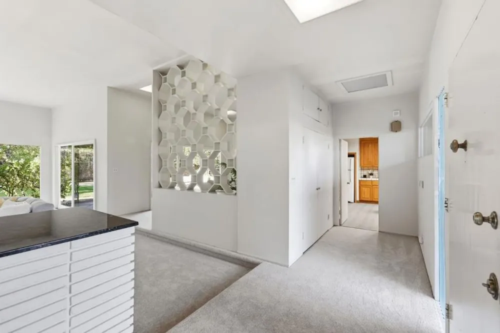 2 Irving Avenue Atherton, CA 94027