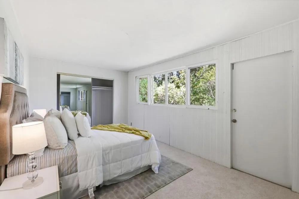 2 Irving Avenue Atherton, CA 94027