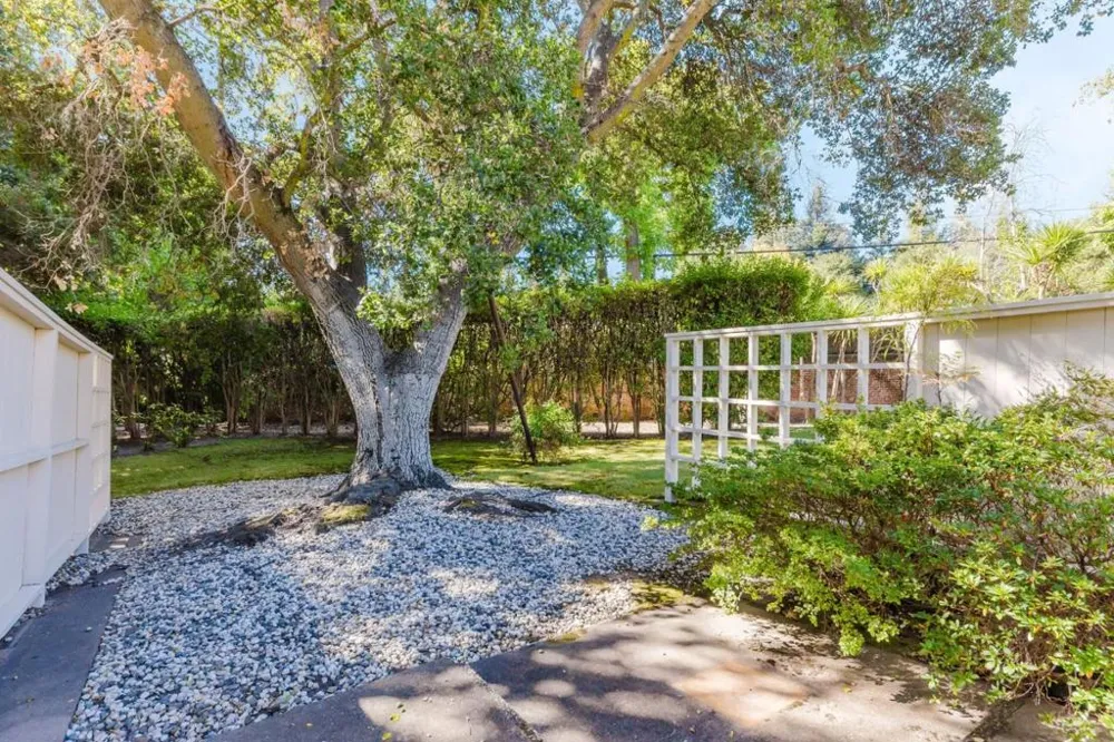 2 Irving Avenue Atherton, CA 94027