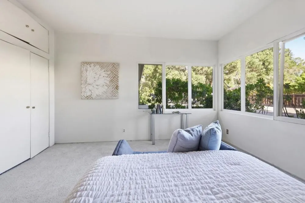 2 Irving Avenue Atherton, CA 94027