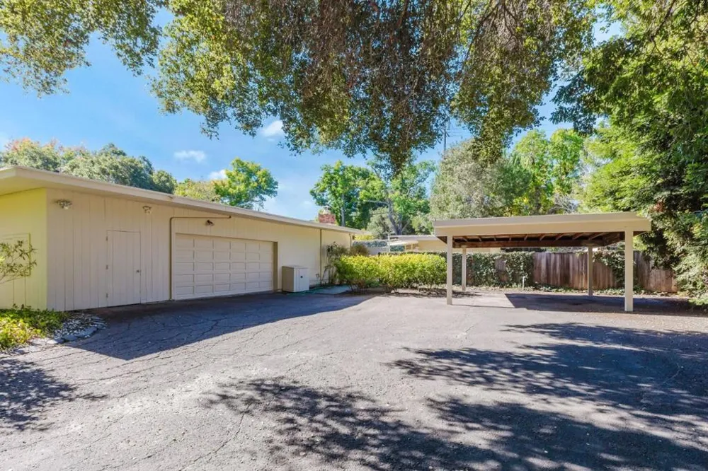 2 Irving Avenue Atherton, CA 94027
