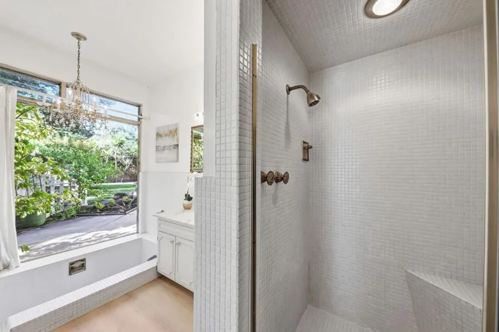 2 Irving Avenue Atherton, CA 94027