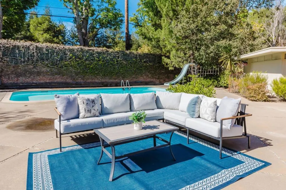 2 Irving Avenue Atherton, CA 94027