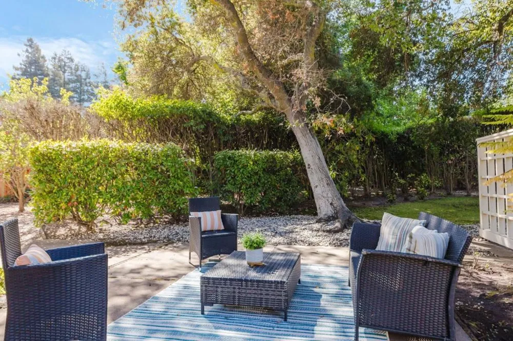 2 Irving Avenue Atherton, CA 94027