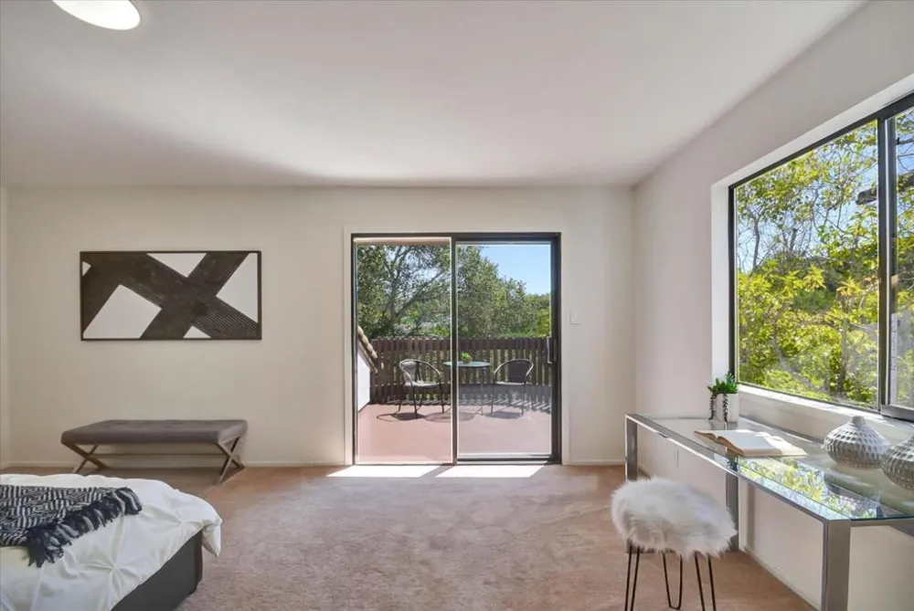 1665 Toyon Court San Mateo, CA 94403