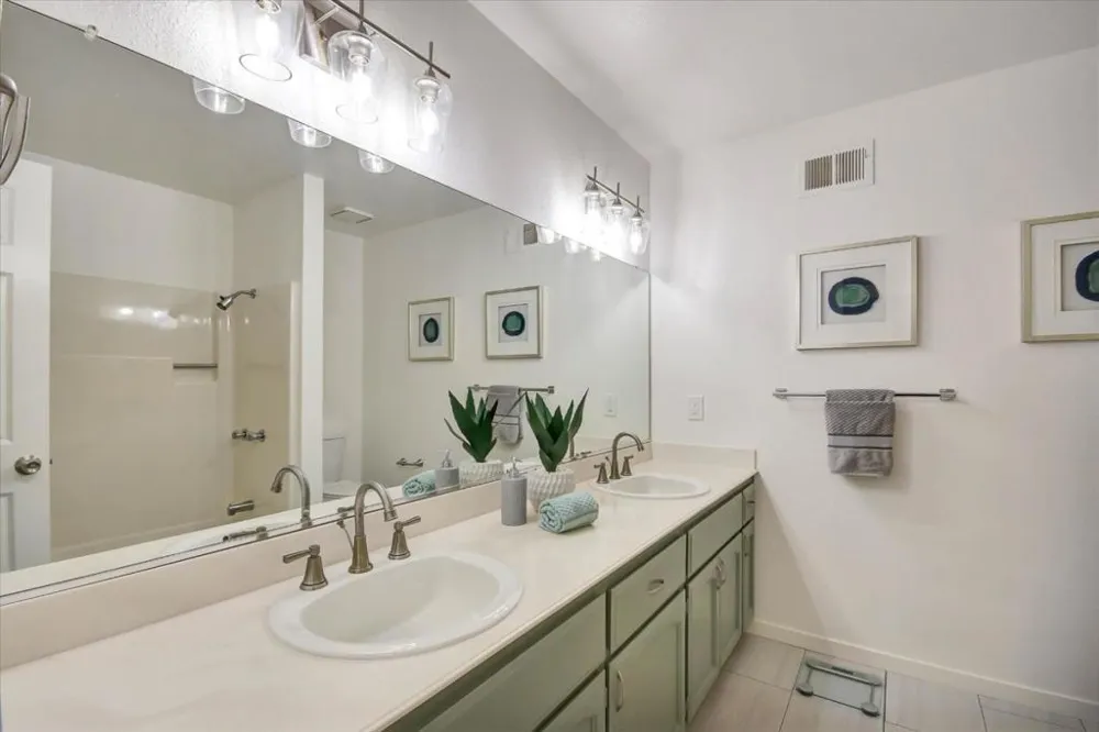 1665 Toyon Court San Mateo, CA 94403