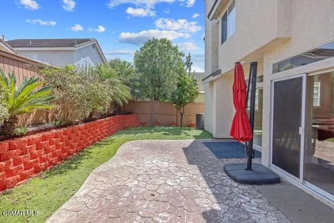 586 Schuman Place Ventura, CA 93003
