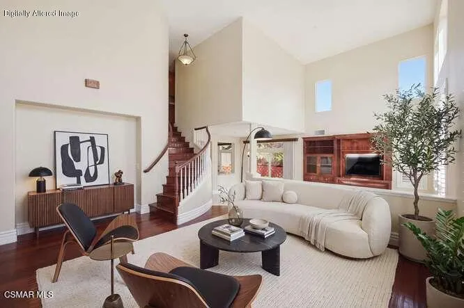 586 Schuman Place Ventura, CA 93003