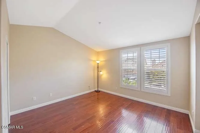 586 Schuman Place Ventura, CA 93003