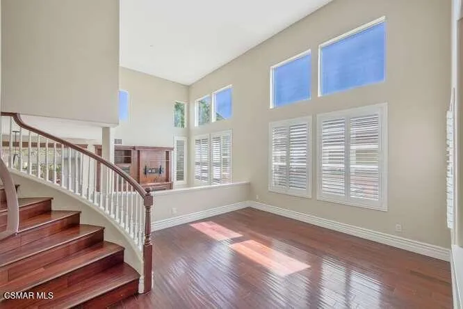 586 Schuman Place Ventura, CA 93003