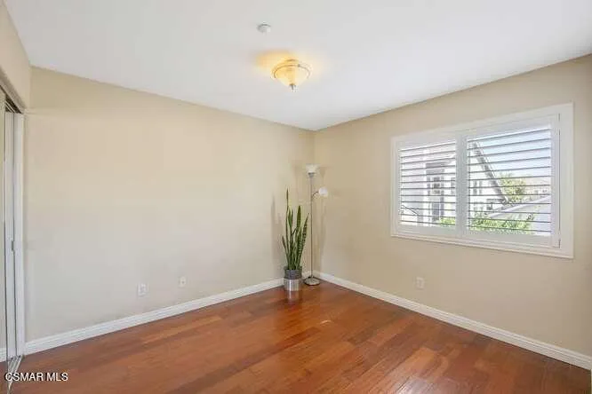 586 Schuman Place Ventura, CA 93003