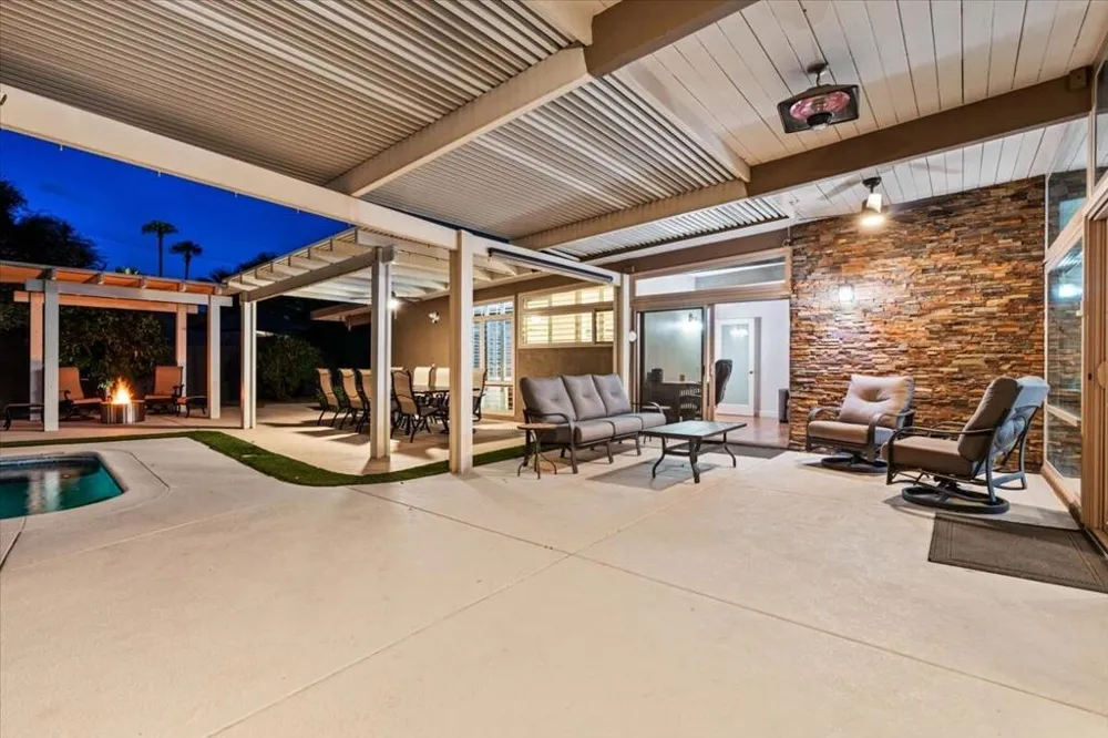 840 E Biltmore Place Palm Springs, CA 92264