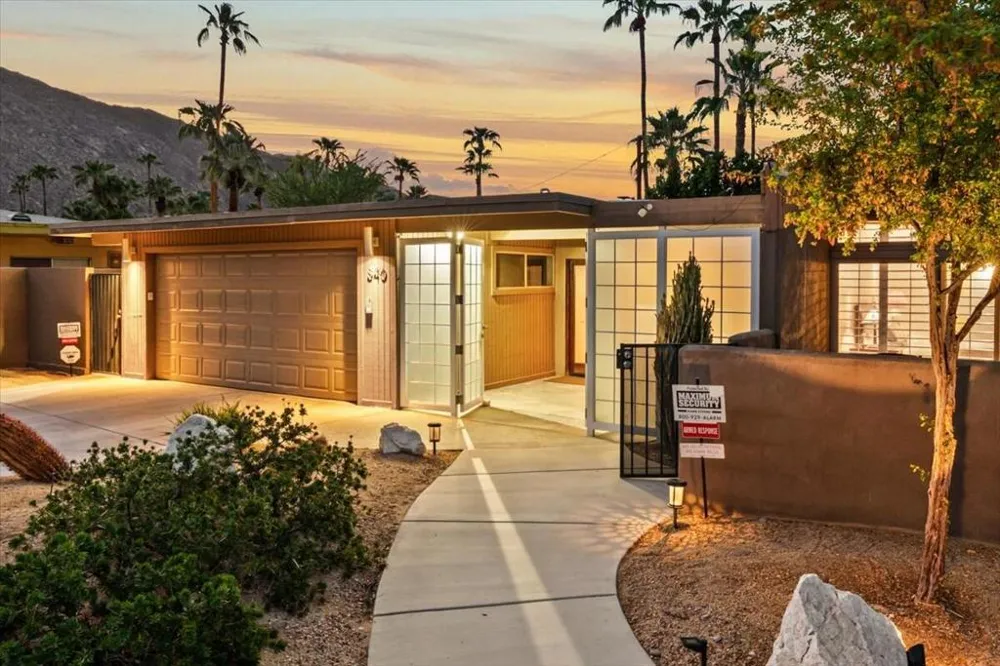 840 E Biltmore Place Palm Springs, CA 92264
