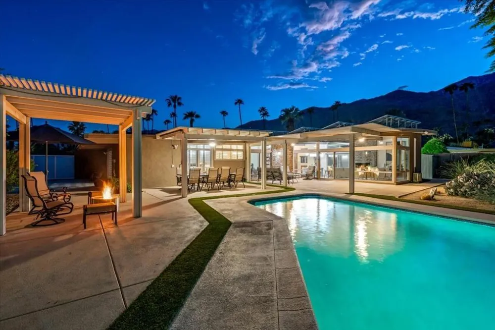 840 E Biltmore Place Palm Springs, CA 92264