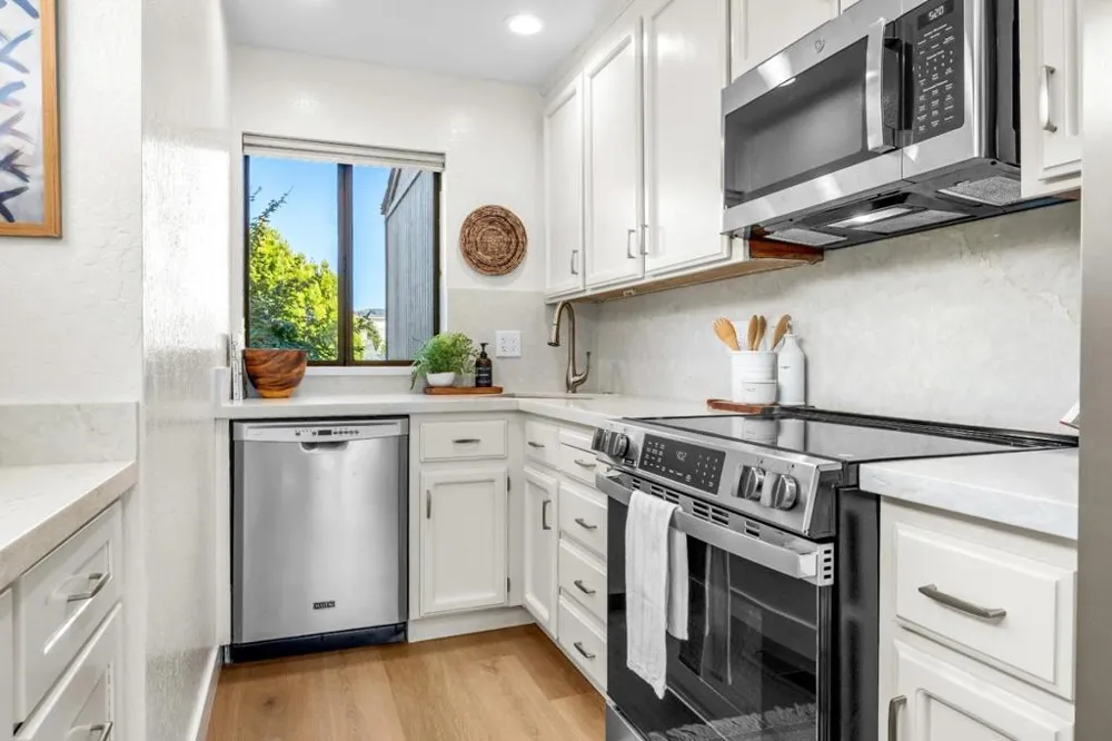 1519 Hidden Terrace Court Santa Cruz, CA 95062