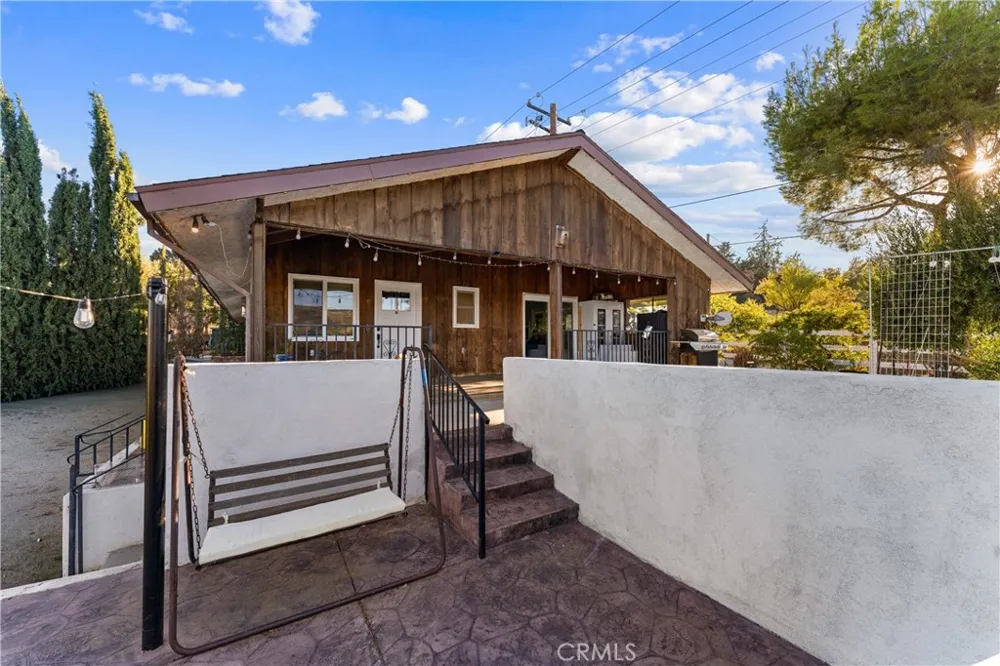 40016 90th st w Leona Valley, CA 93551