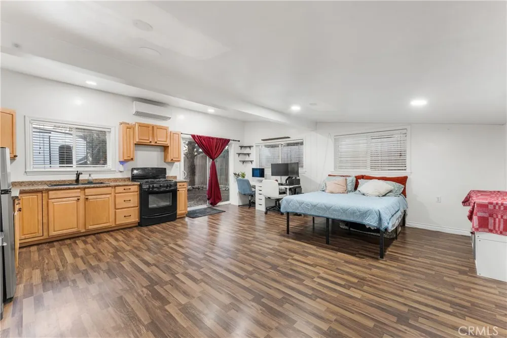 40016 90th st w Leona Valley, CA 93551