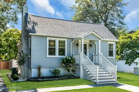 2024 Loveland Place