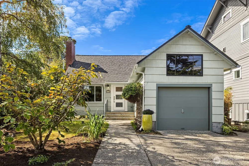 3435 61st Avenue SW Seattle, WA 98116