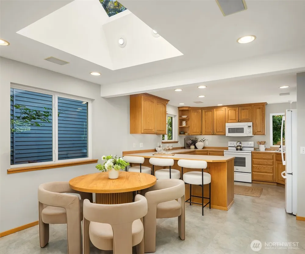 3435 61st Avenue SW Seattle, WA 98116