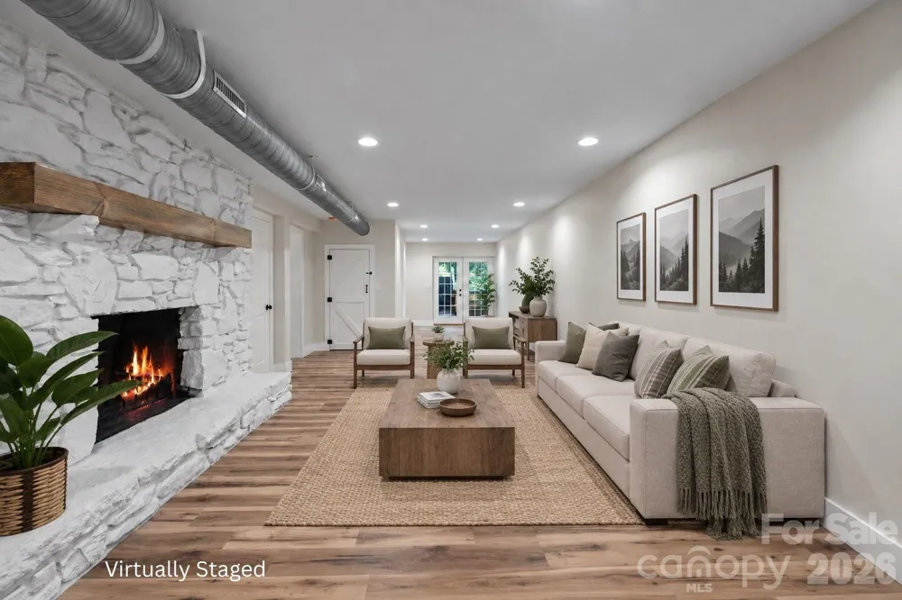 156 State Street Asheville, NC 28806