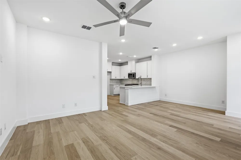 4734 Smokey Quartz Lane Arlington, TX 76005