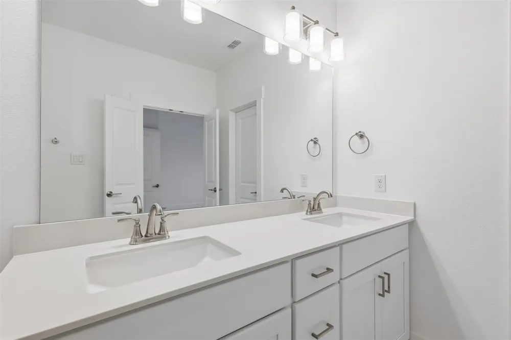 4734 Smokey Quartz Lane Arlington, TX 76005