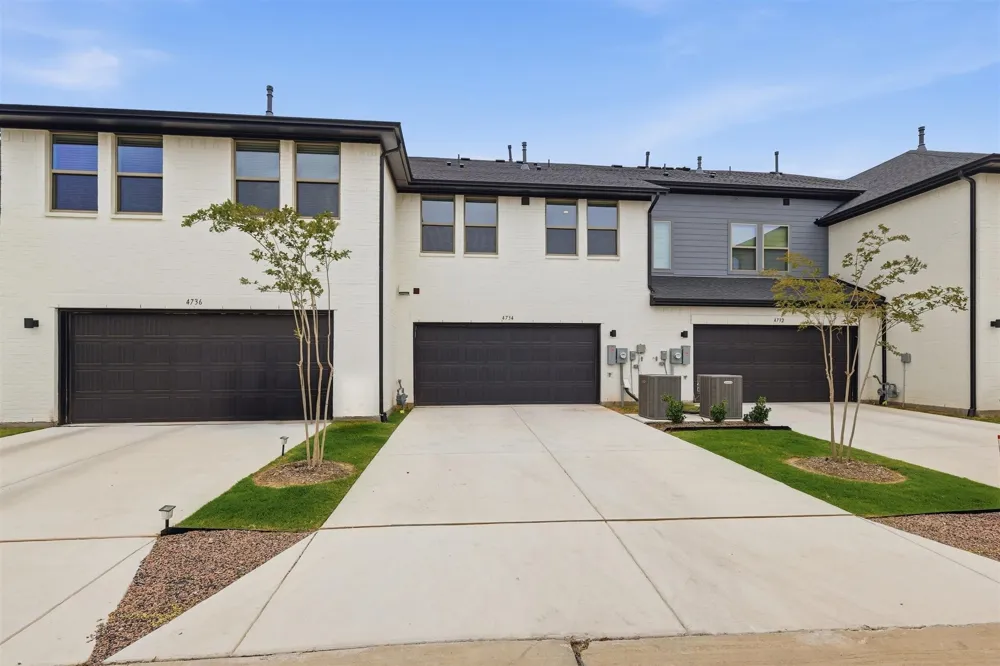 4734 Smokey Quartz Lane Arlington, TX 76005