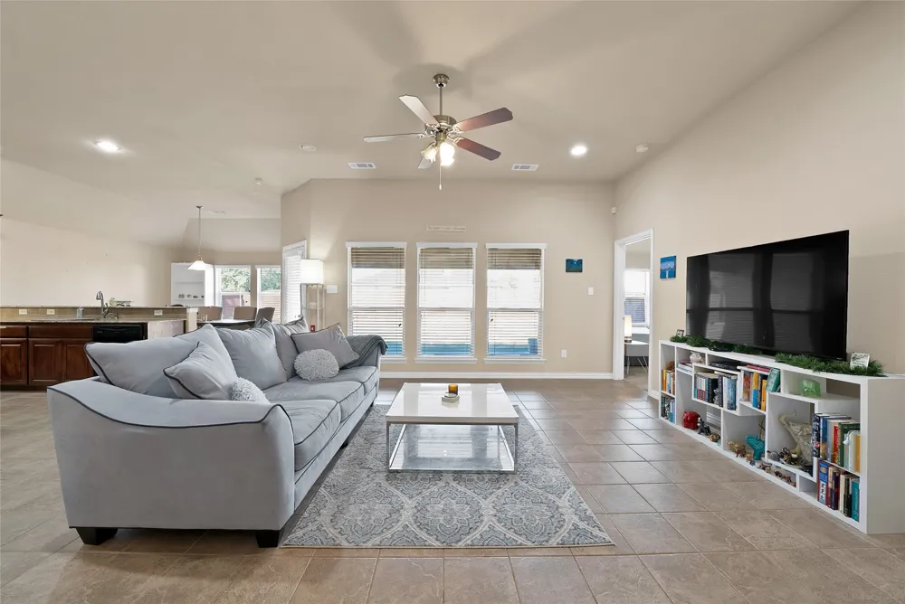 2029 Wellington Point Heartland, TX 75126
